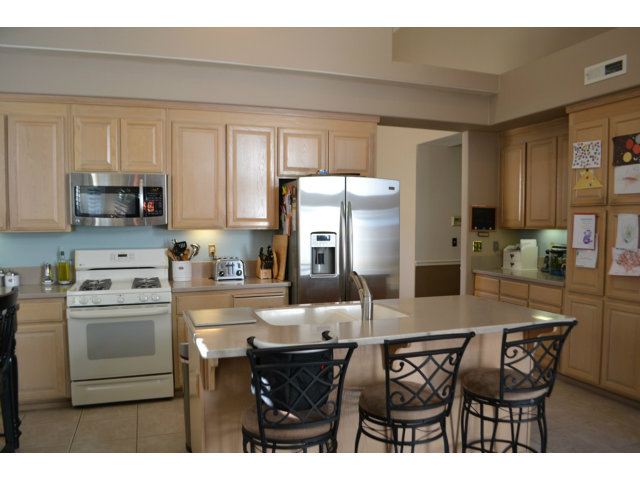 17675 Riverbend Road Salinas, CA 93908 - Photo 3 of 16 Gallery Image 3