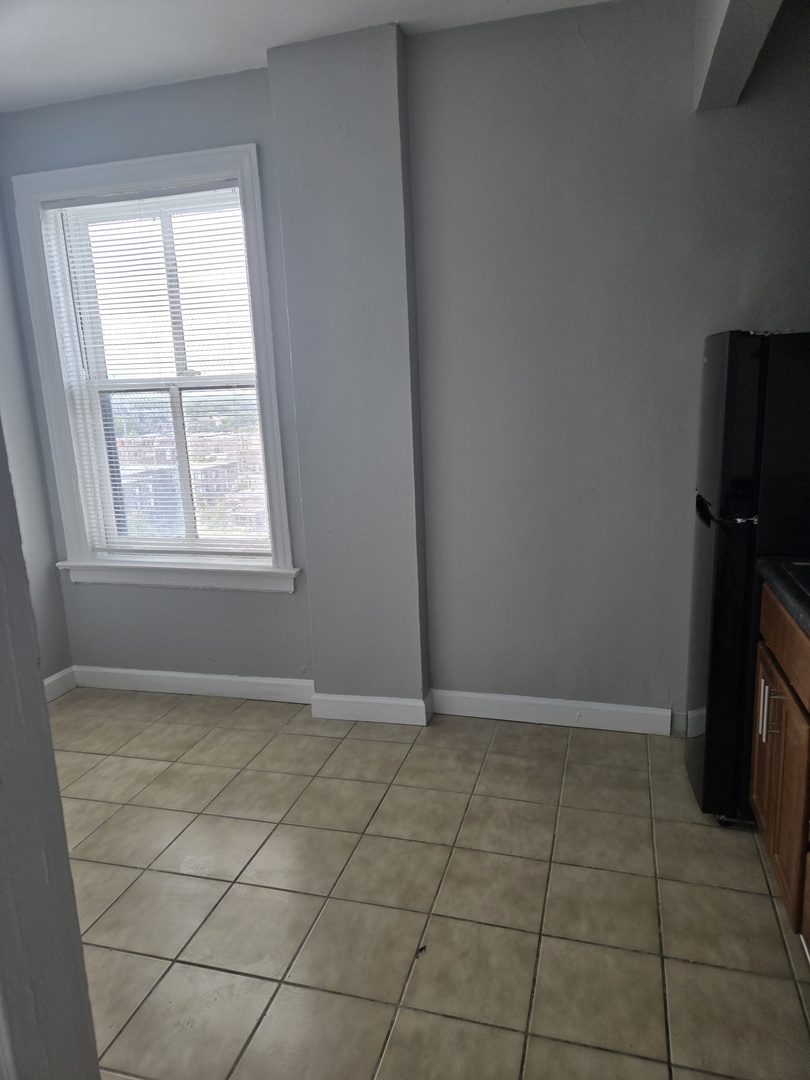 7100 South South Shore Drive, Unit 715 Chicago, IL 60649 - Photo 3 of 16