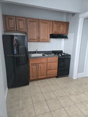 $1,350 | 7100 South South Shore Drive, Unit 715, Chicago, IL 60649