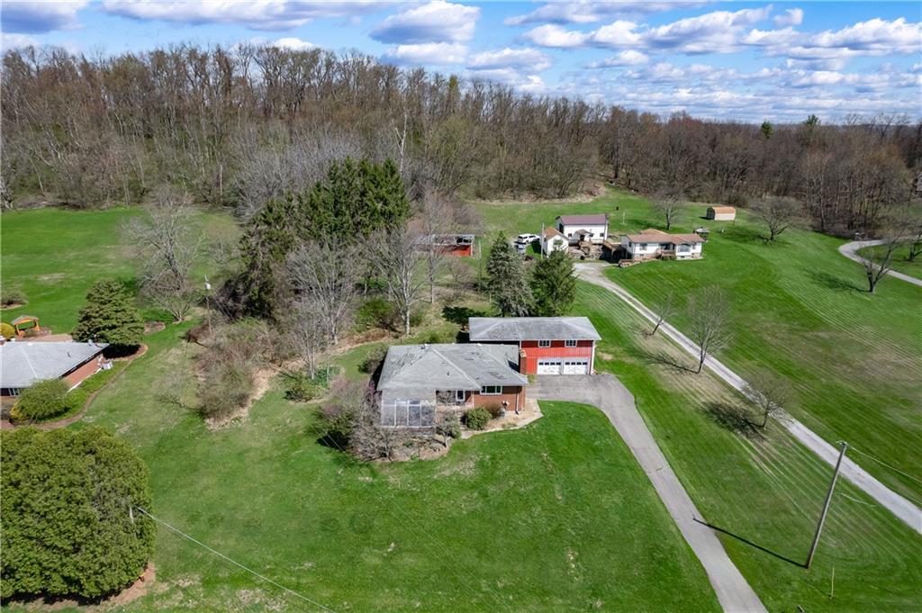 349 Dinnerbell Road Butler, PA 16002 - Photo 3 of 30