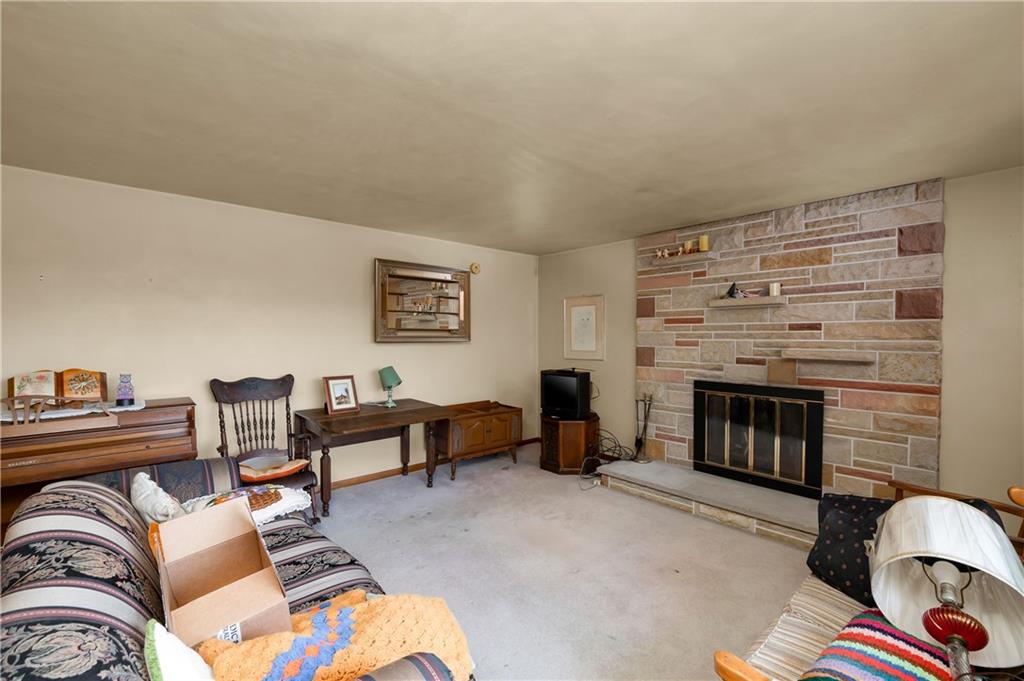 349 Dinnerbell Road Butler, PA 16002 - Photo 5 of 30