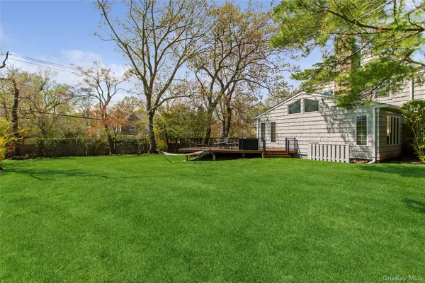 $1,950,000 | 1360 Boxwood Drive West, Hewlett, NY 11557