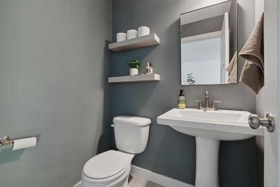 2084 Reaney Avenue East St. Paul, MN 55119 - Photo 12 of 23