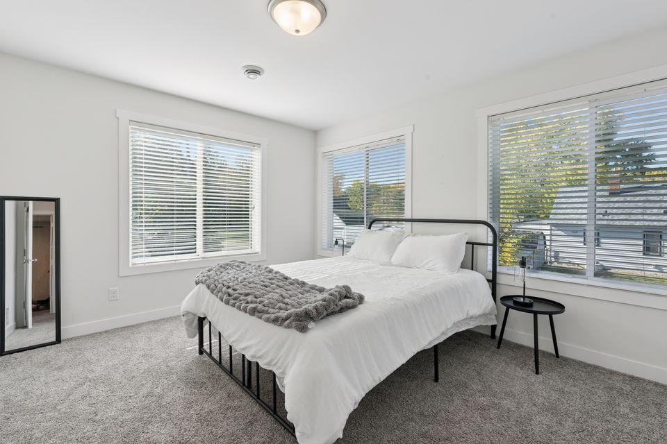 2084 Reaney Avenue East St. Paul, MN 55119 - Photo 13 of 23