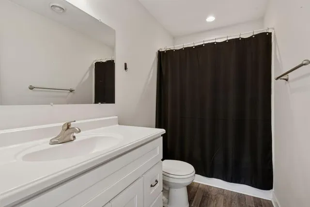 $419,900 | 2084 Reaney Avenue East, St. Paul, MN 55119