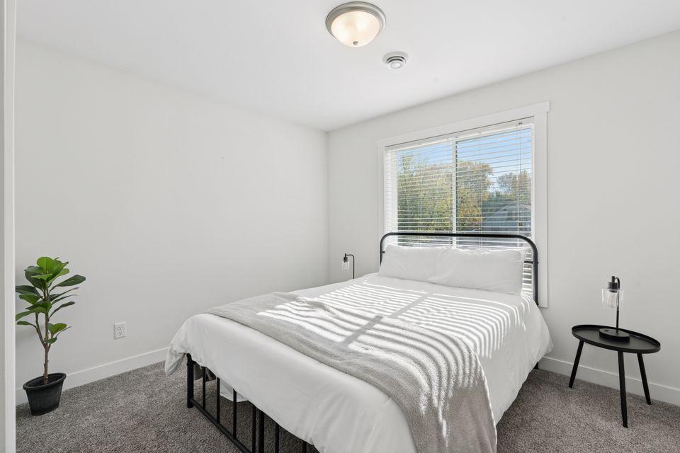 2084 Reaney Avenue East St. Paul, MN 55119 - Photo 16 of 23