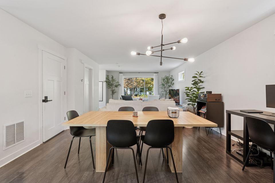 2084 Reaney Avenue East St. Paul, MN 55119 - Photo 8 of 23