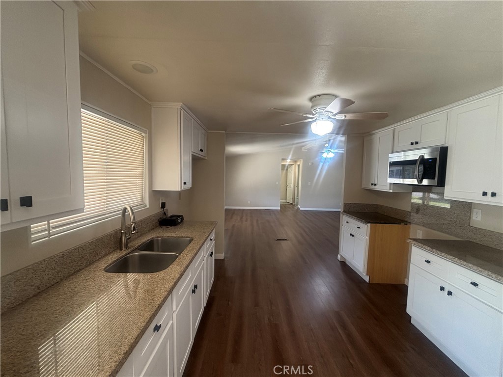 160 San Felipe Drive Perris, CA 92571 - Photo 4 of 18