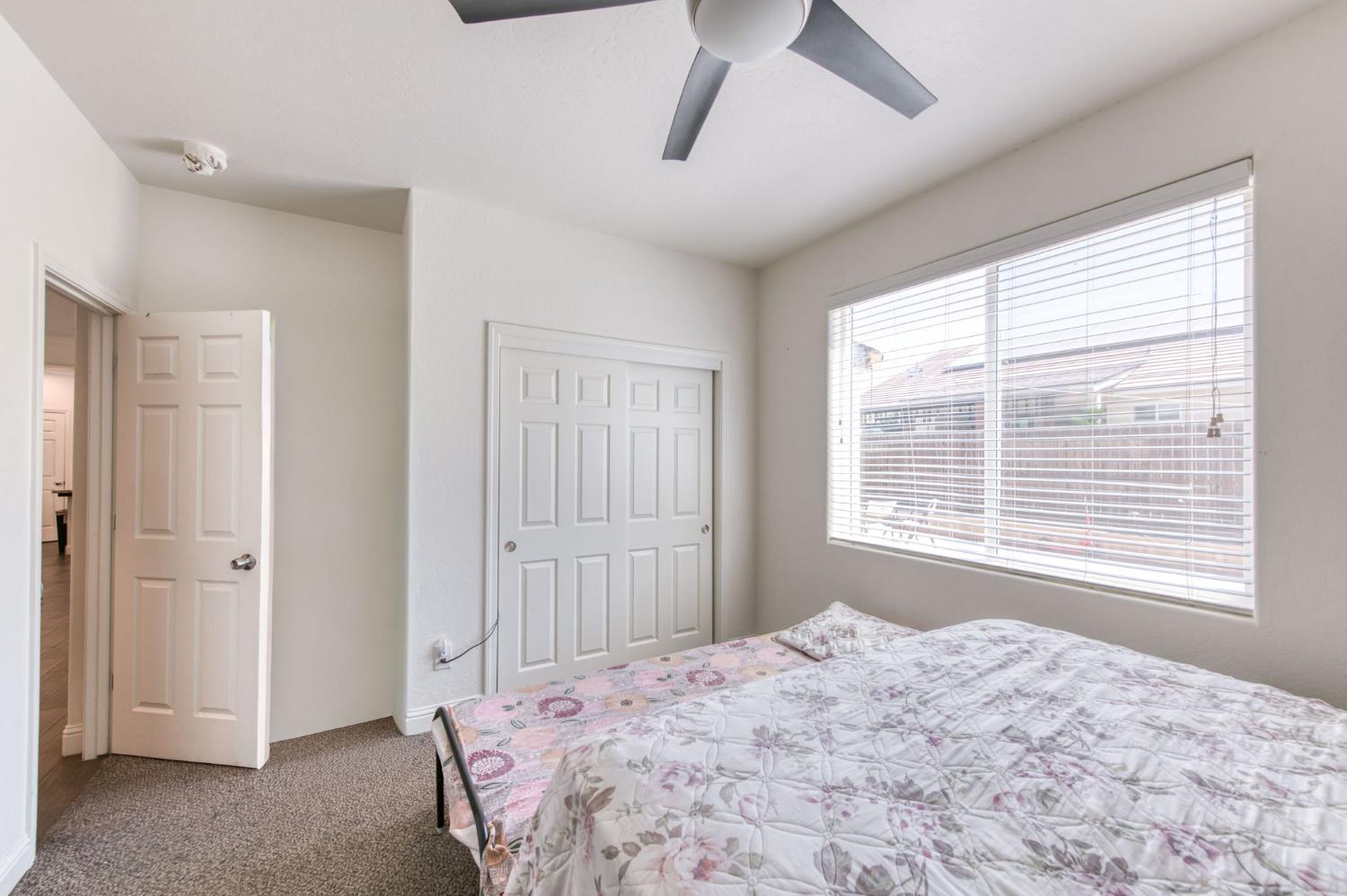 1732 Cleveland Street Selma, CA 93662 - Photo 15 of 35