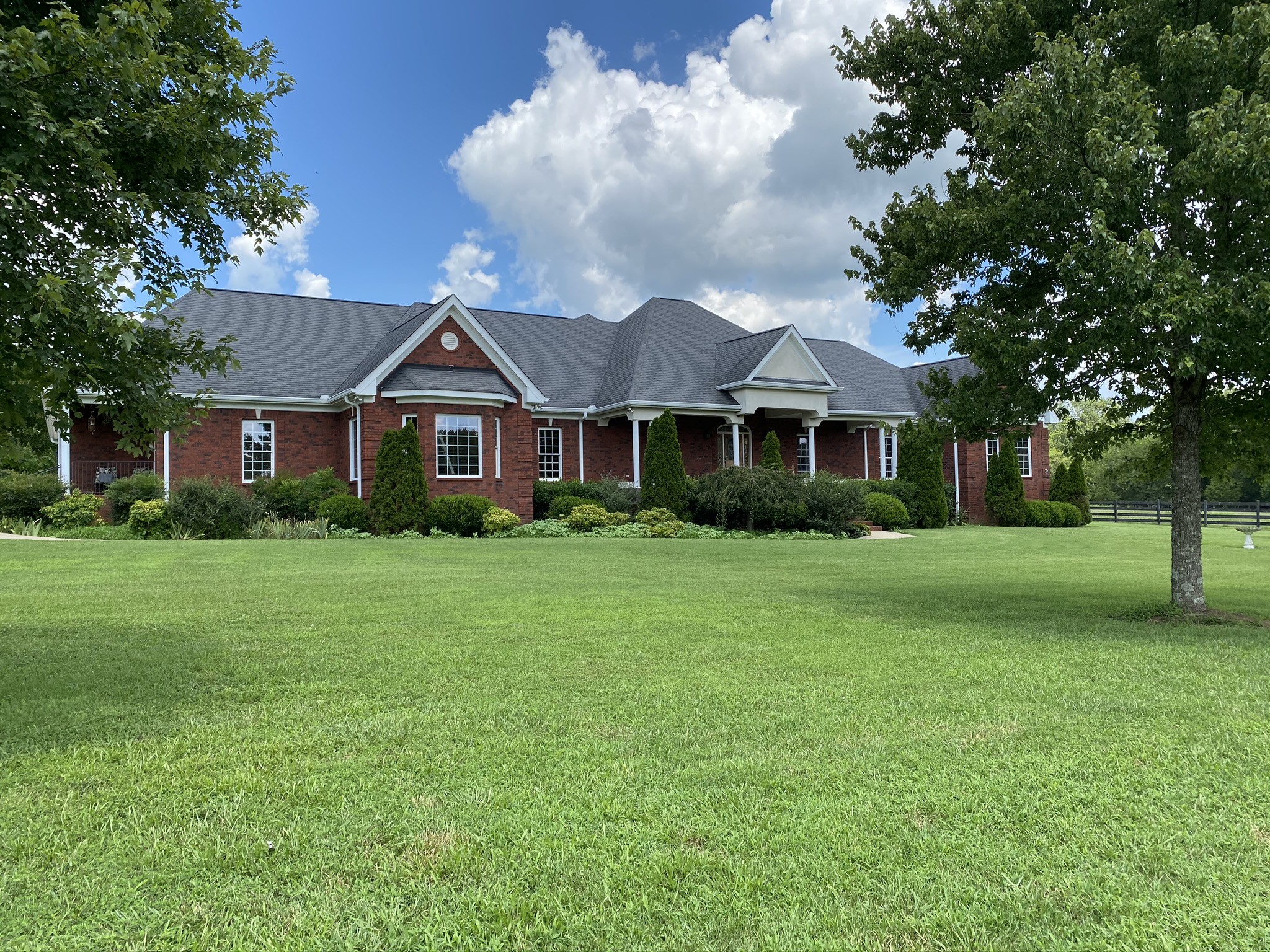 2253 Beckwith Road Mount Juliet, TN 37122 - Photo 2 of 50 Gallery Image 2