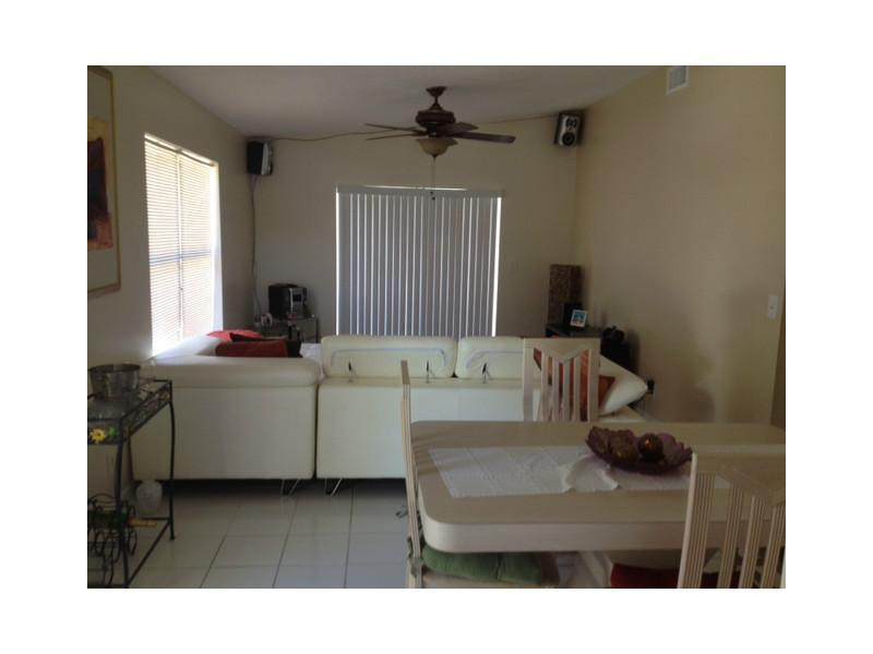3370 Beau Rivage Drive, Unit 1R Pompano Beach, FL 33064 - Photo 6 of 13 Living Room