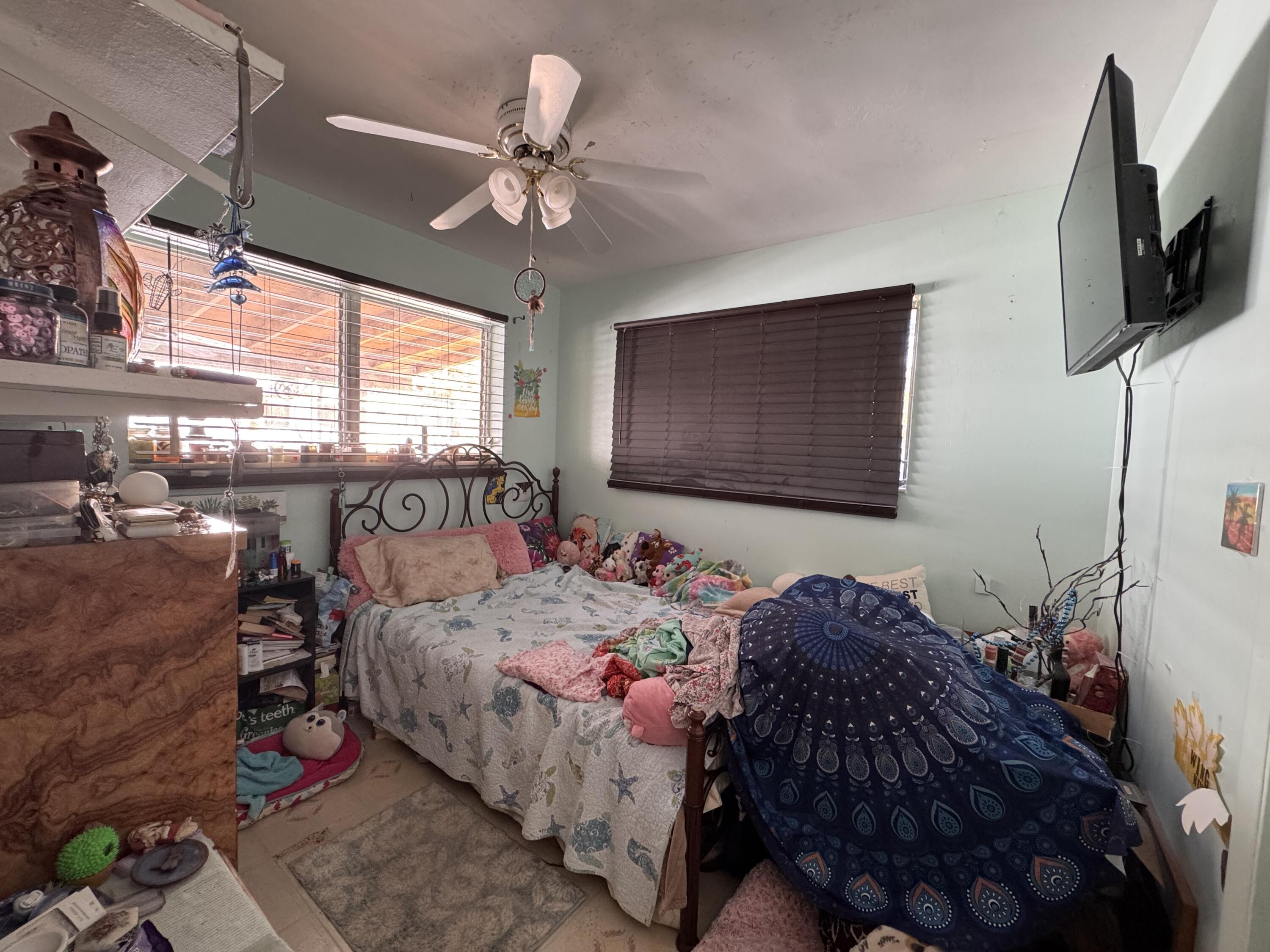 110 East Ridge Road Islamorada, FL 33036 - Photo 13 of 30 110 E. Ridge Road - Bedroom 3