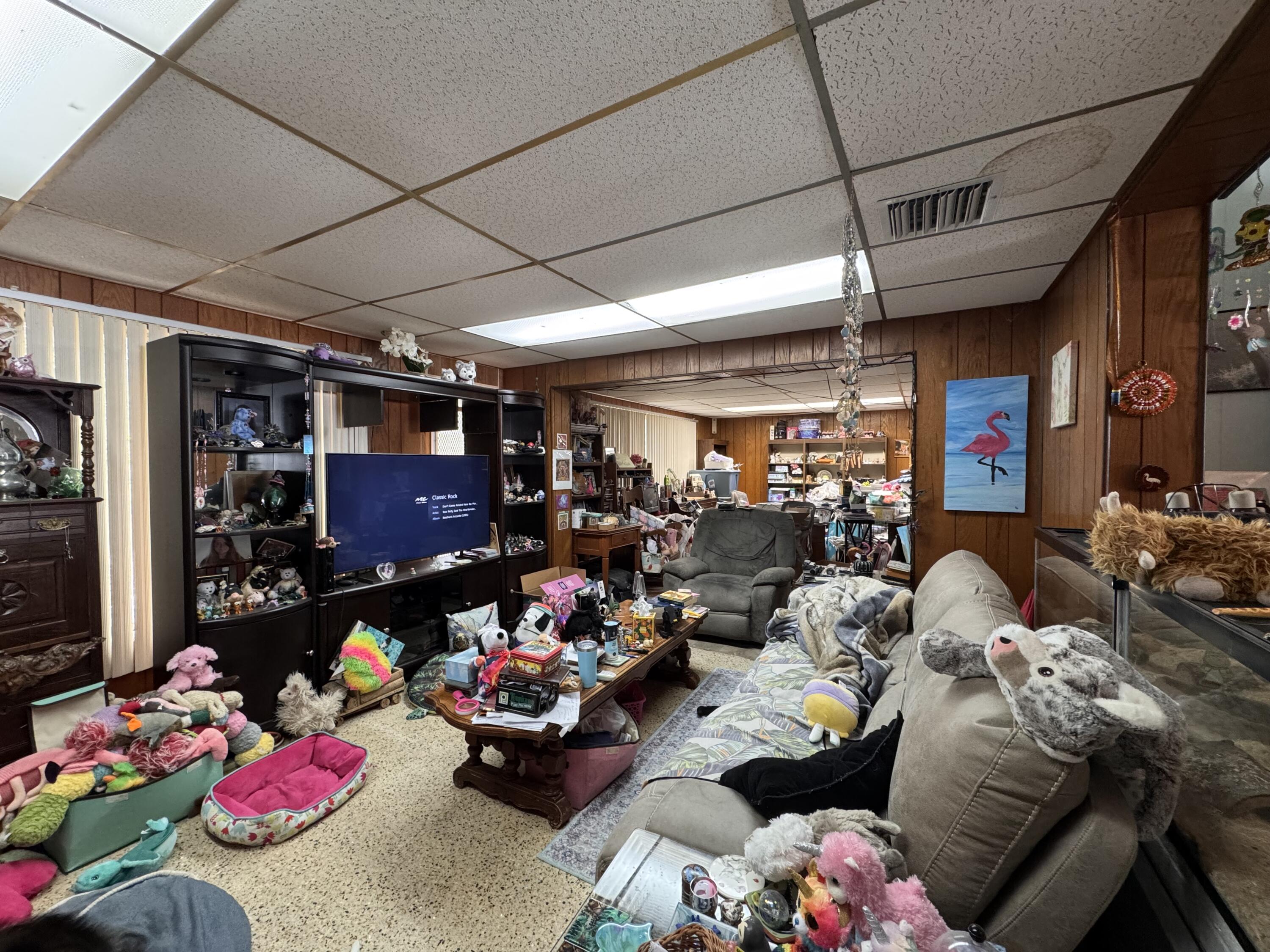 110 East Ridge Road Islamorada, FL 33036 - Photo 5 of 22 110 E. Ridge Road - Living