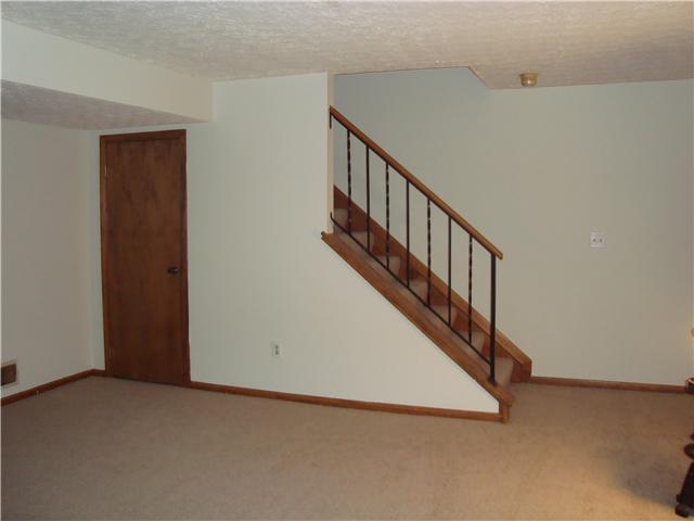 5287 Ruthton Road, Unit 17 Columbus, OH 43220 - Photo 8 of 14