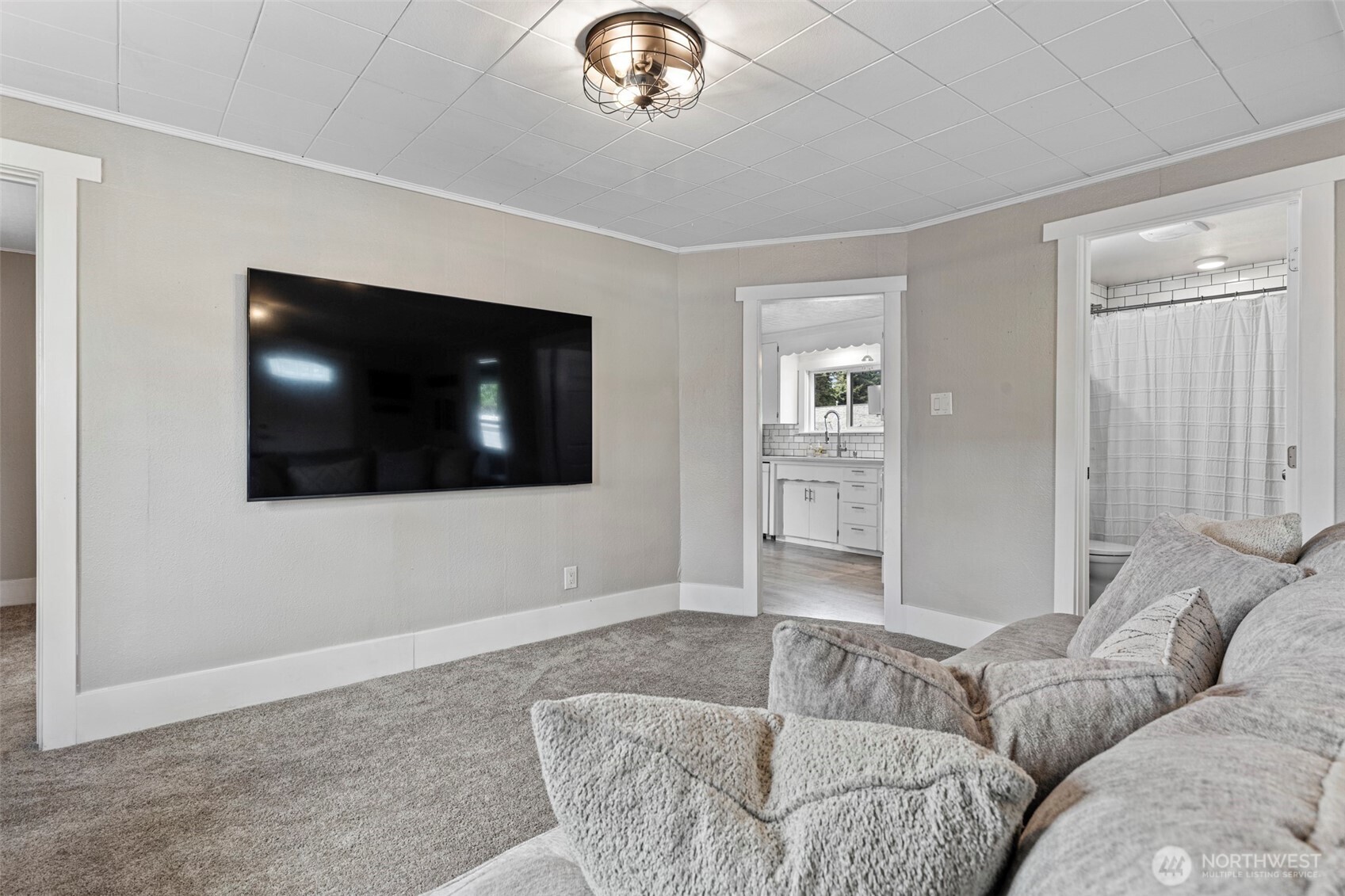 706 Harrison Street Sumner, WA 98390 - Photo 8 of 19