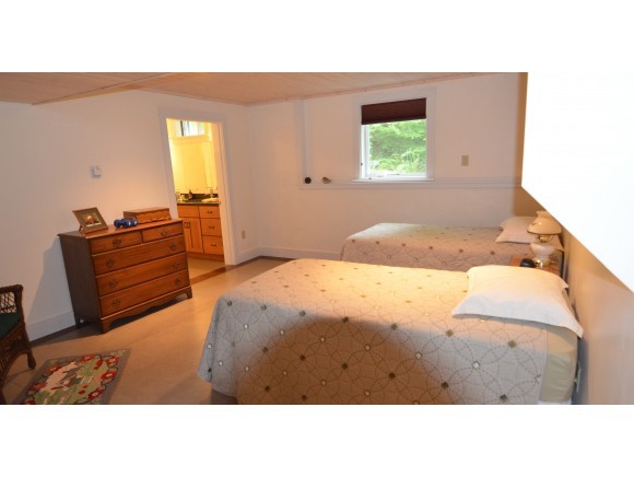 73 Fernwood Point Road Sunapee, NH 03782 - Photo 16 of 18 Gallery Image 16