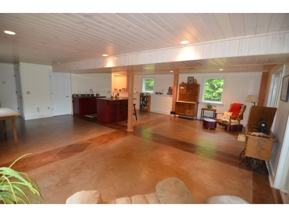 73 Fernwood Point Road Sunapee, NH 03782 - Photo 9 of 18 Gallery Image 9