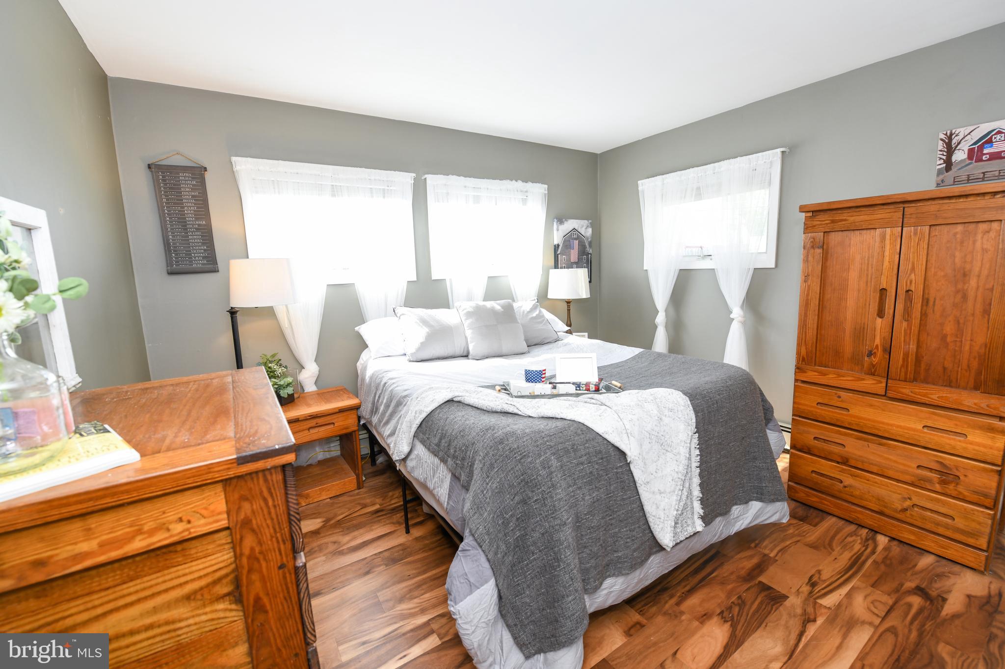 2832 Norcom Road Philadelphia, PA 19154 - Photo 18 of 36 Gallery Image 18