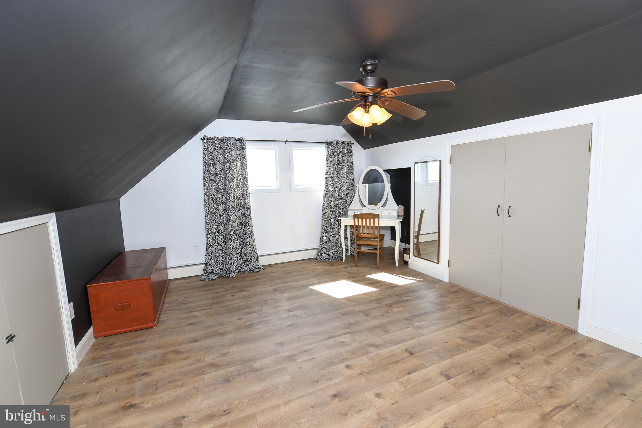 2832 Norcom Road Philadelphia, PA 19154 - Photo 27 of 36 Gallery Image 27