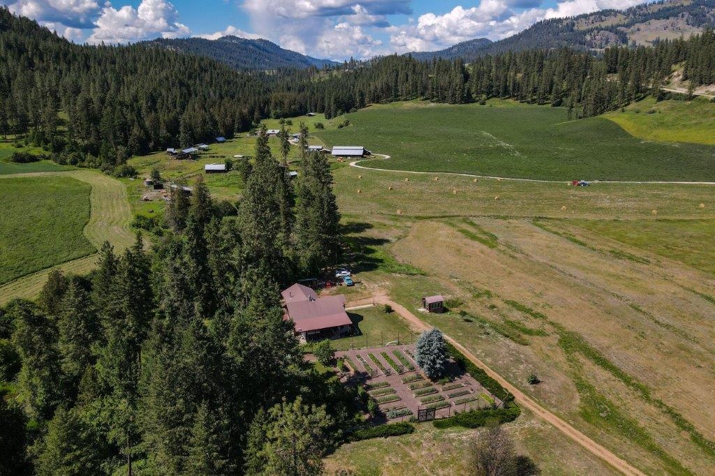 2447A Pierre Lake Road, Unit A Kettle Falls, WA 99141 - Photo 38 of 50