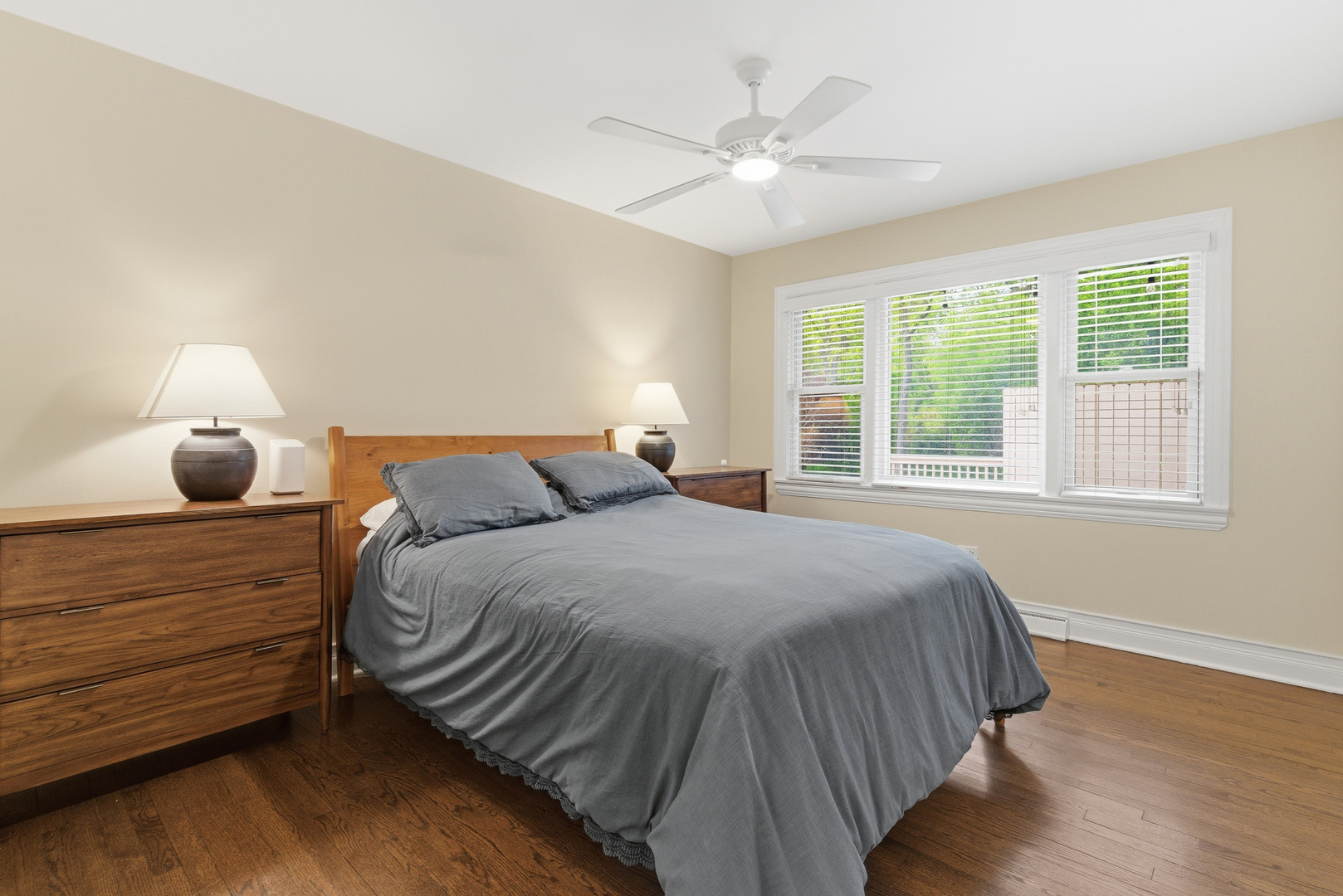 1725 Sunset Ridge Road Glenview, IL 60025 - Photo 16 of 38