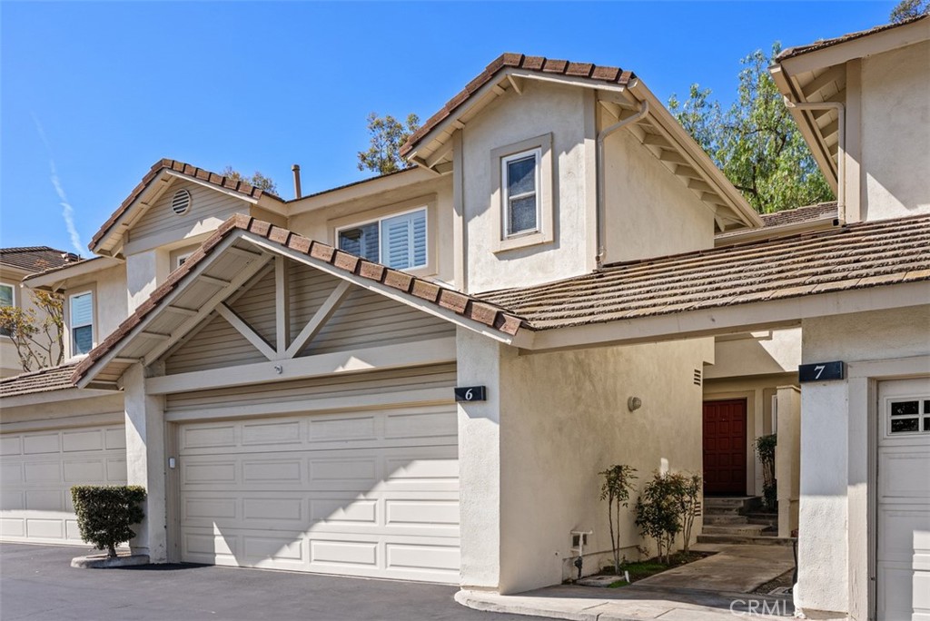 5847 East Rocking Horse Way Orange, CA 92869 - Photo 2 of 29