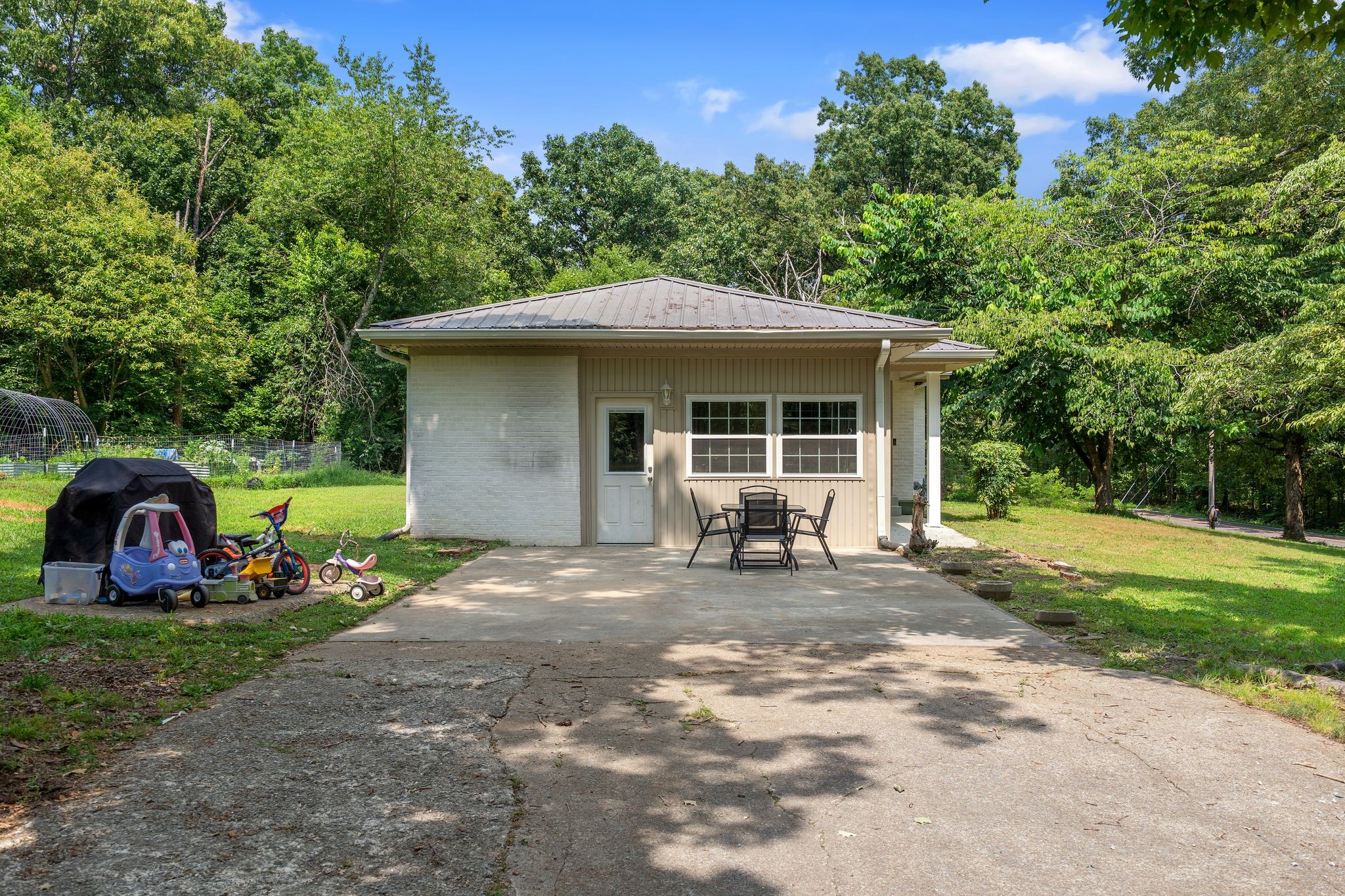 8531 Pinewood Road Nunnelly, TN 37137 - Photo 26 of 34
