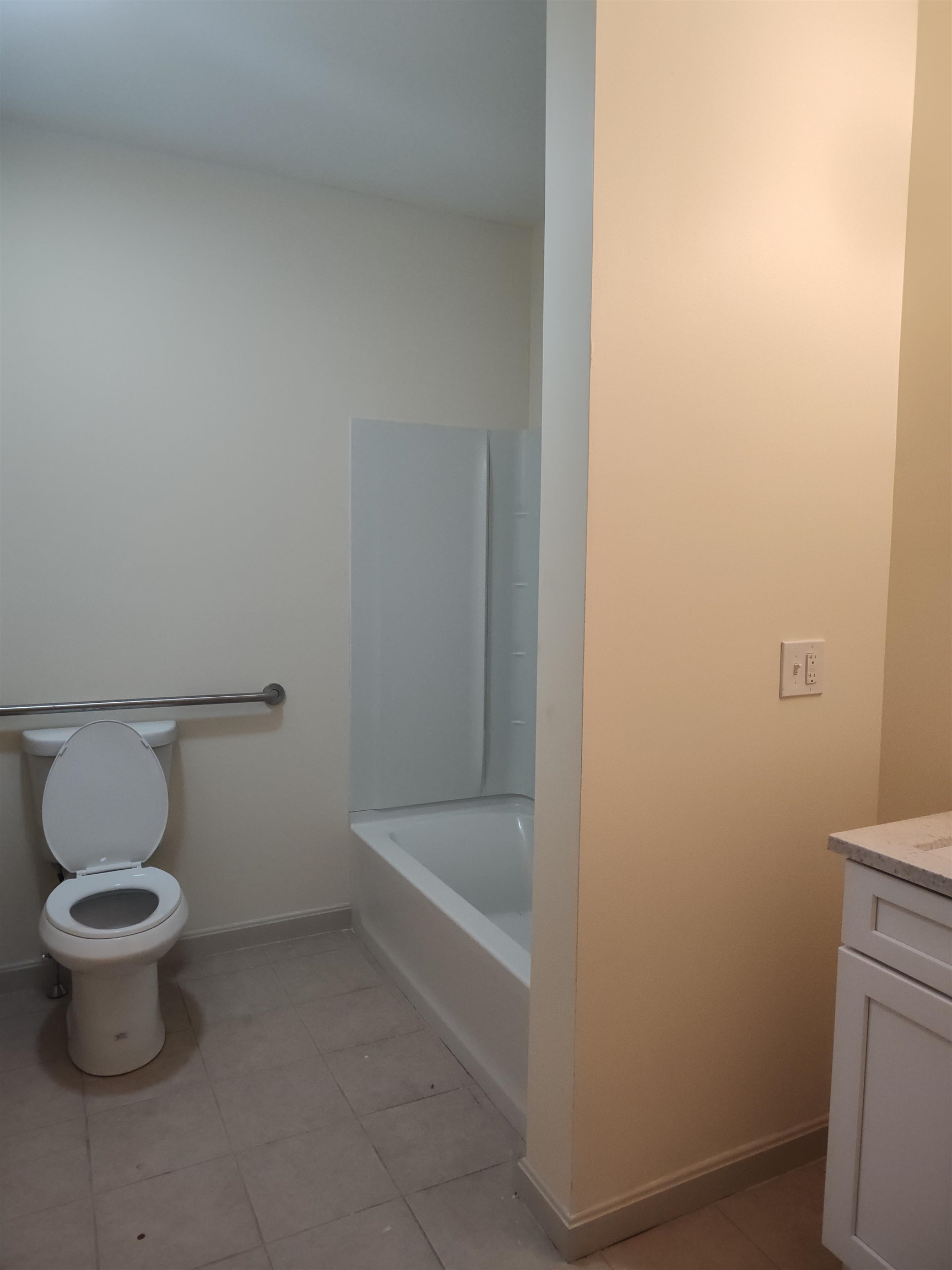 202 Wilson Street, Unit 1 Manchester, NH 03103 - Photo 4 of 7