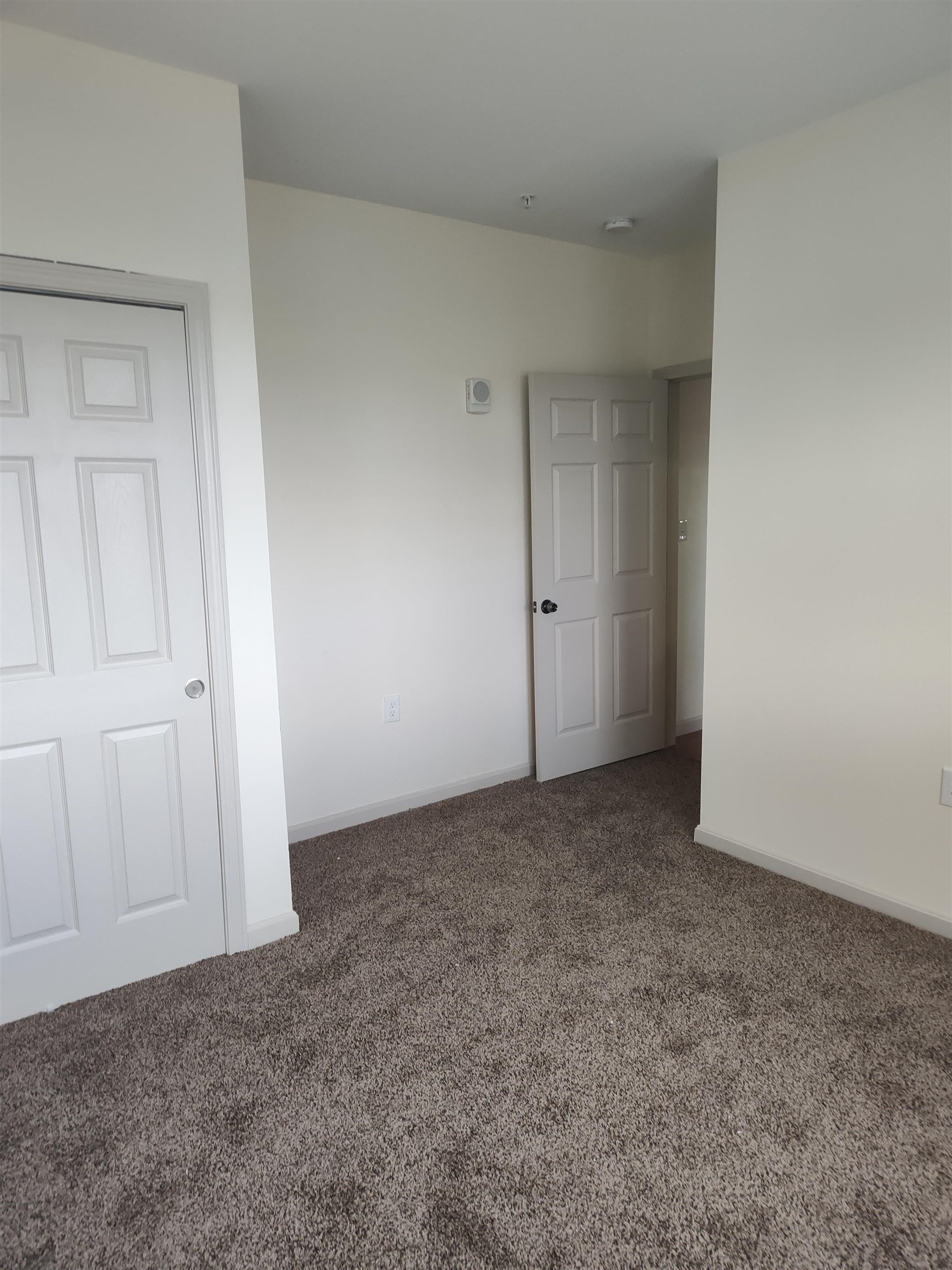 202 Wilson Street, Unit 1 Manchester, NH 03103 - Photo 6 of 7