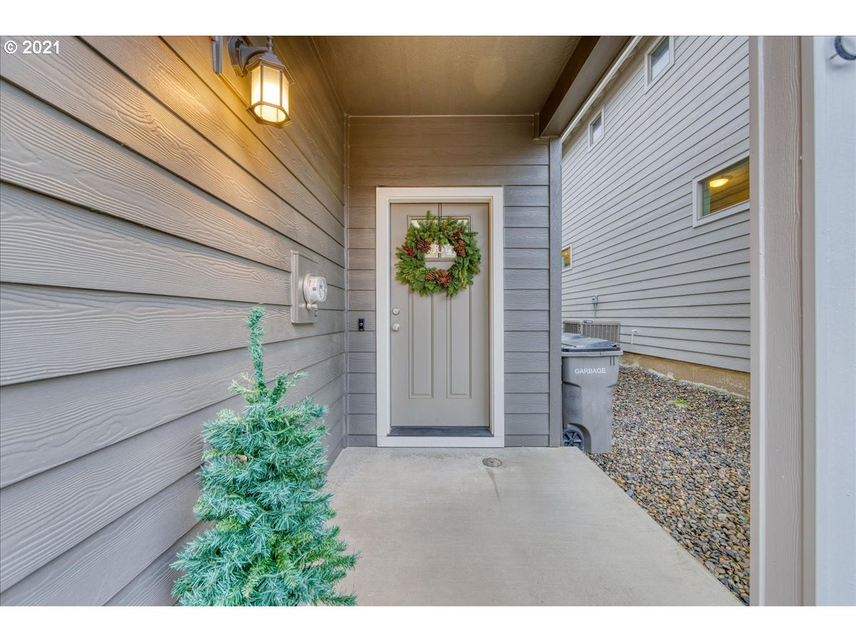 186 North 44th Place Ridgefield, WA 98642 - Photo 5 of 32