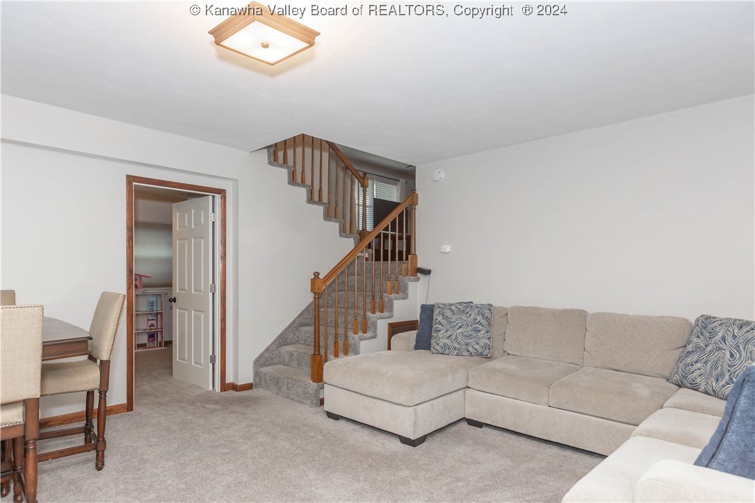 129 Rolling Acres Road Winfield, WV 25213 - Photo 29 of 40 Gallery Image 29
