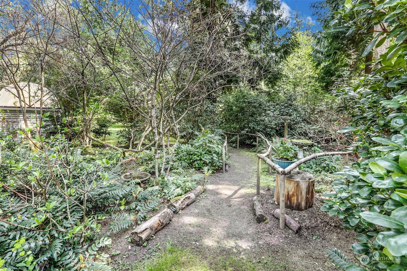 6909 Denali Way Clinton, WA 98236 - Photo 37 of 39 Gallery Image 37