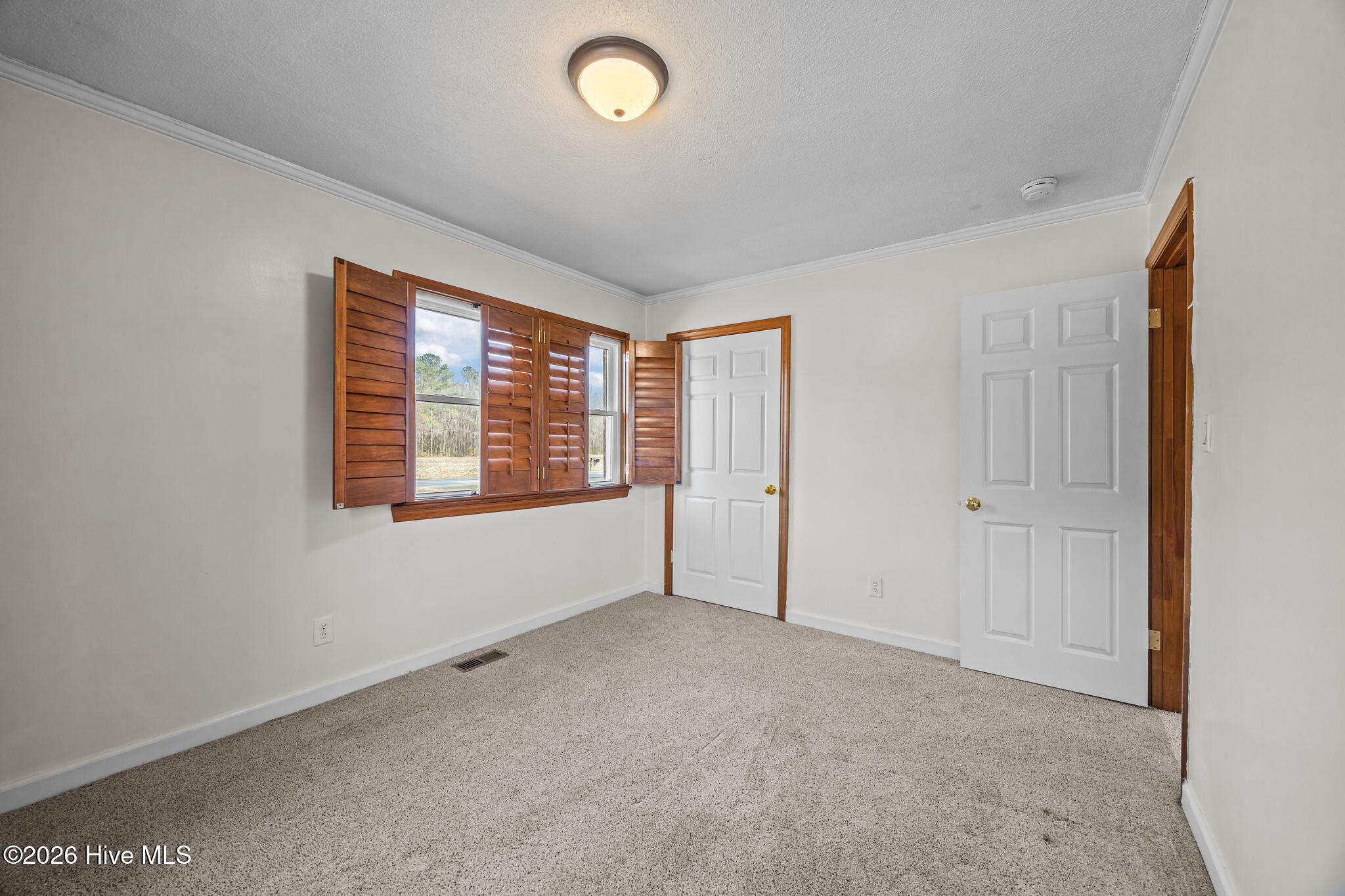 113 North White Post Road Pinetown, NC 27865 - Photo 26 of 47 39-web-or-mls-IMG_2277