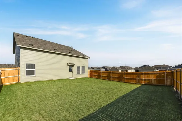 $2,300 | 1032 Sugarberry Street, Princeton, TX 75407