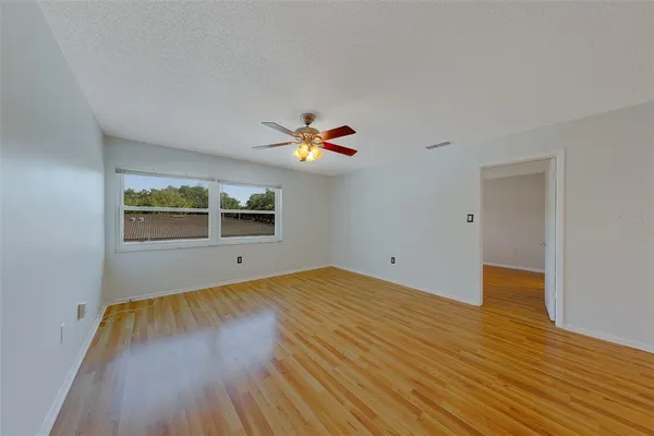 $1,700 | 9881 113th Street, Unit 215, Seminole, FL 33772