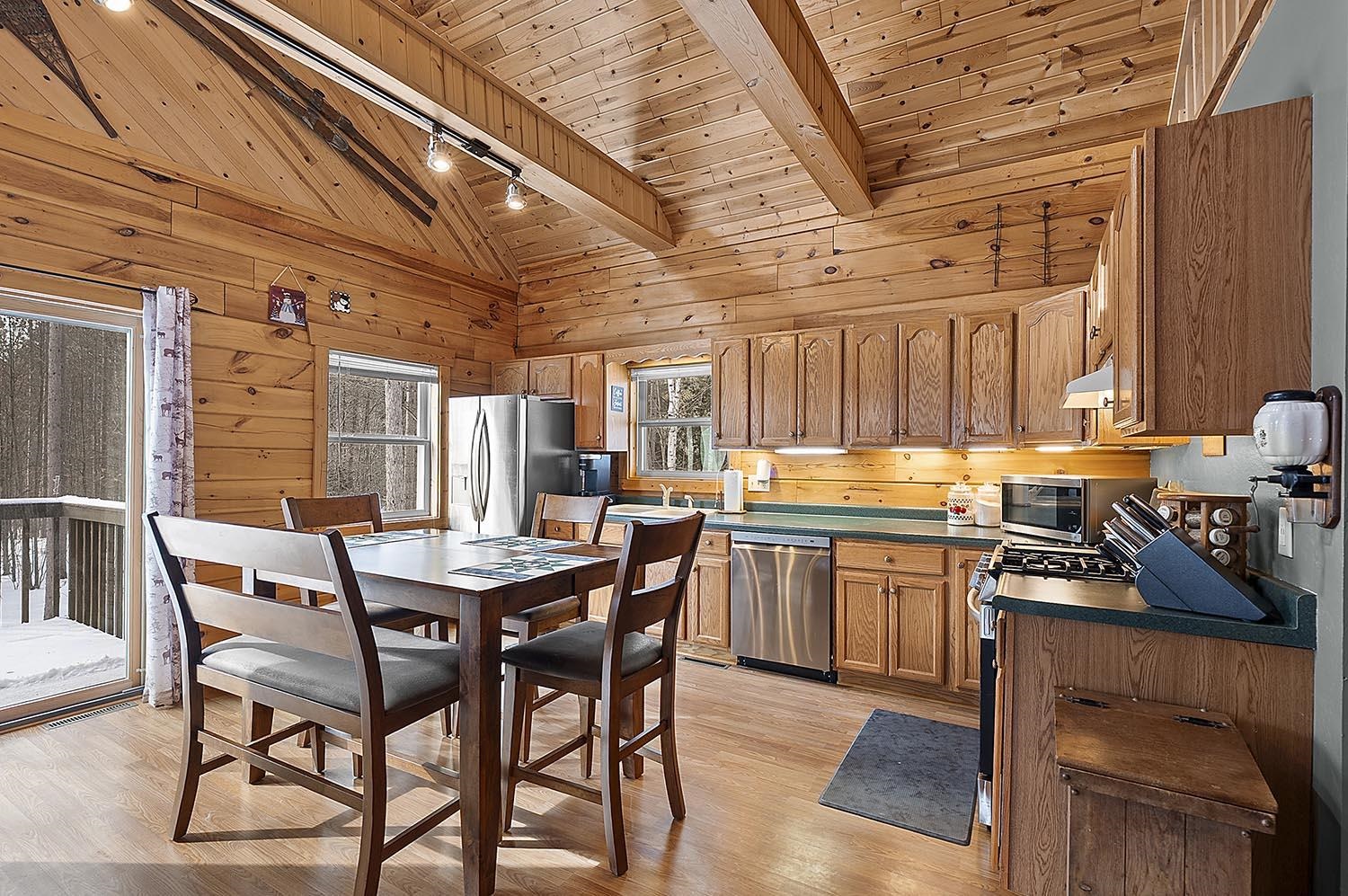 W7727 Trellis Road Crivitz, WI 54114 - Photo 9 of 49