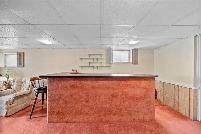 a view of a livingroom with furniture