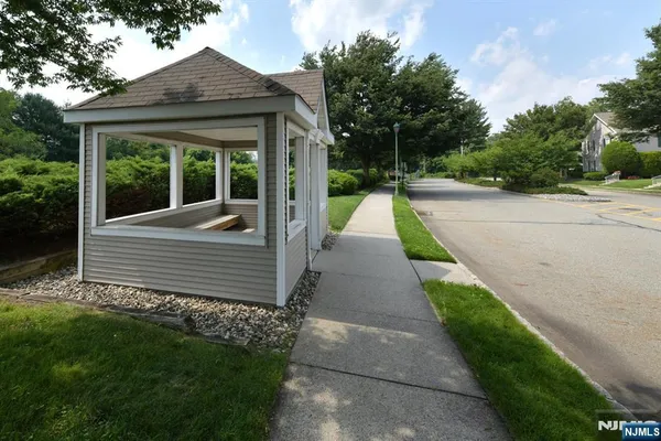 $3,000 | 1142 Stafford Street, Mahwah, NJ 07430