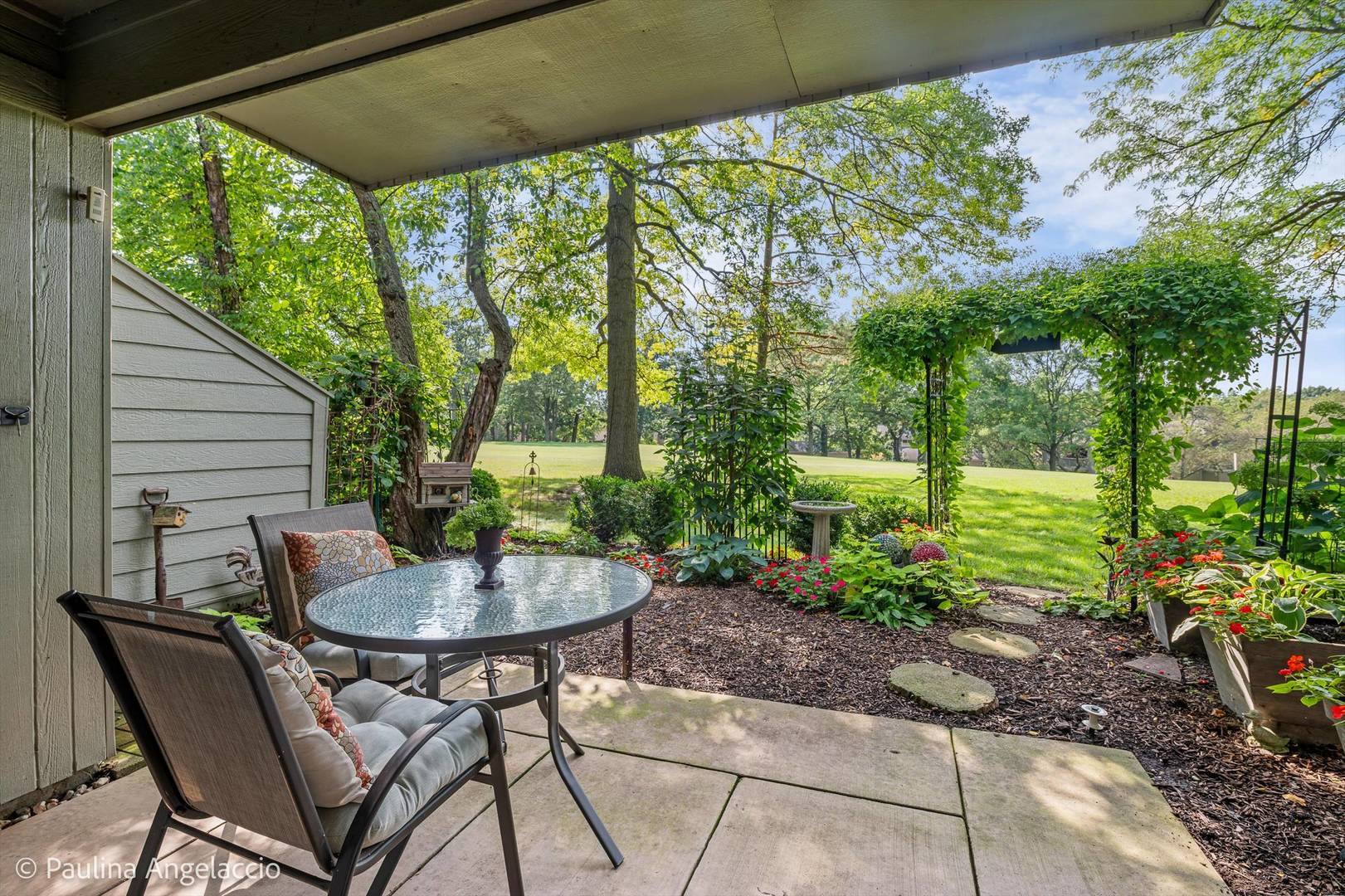 260 Timber Ridge Lane, Unit D Lake Barrington, IL 60010 - Photo 17 of 26 Gallery Image 17