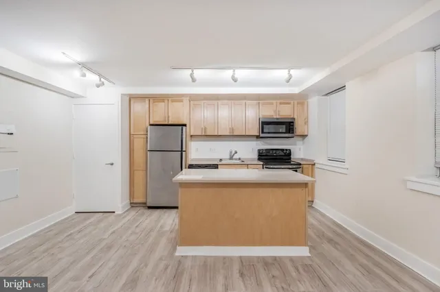 $69,900 | 212 Oakwood Street Southeast, Unit B1, Washington, DC 20032