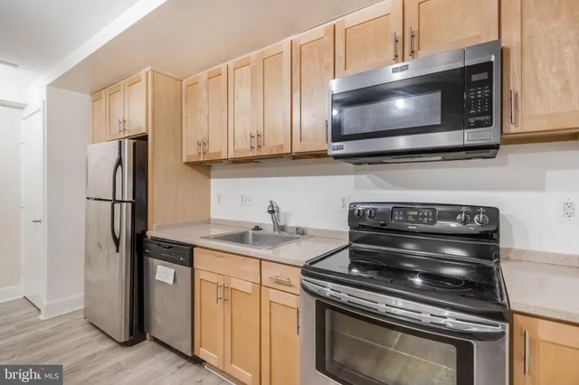 $69,900 | 212 Oakwood Street Southeast, Unit B1, Washington, DC 20032