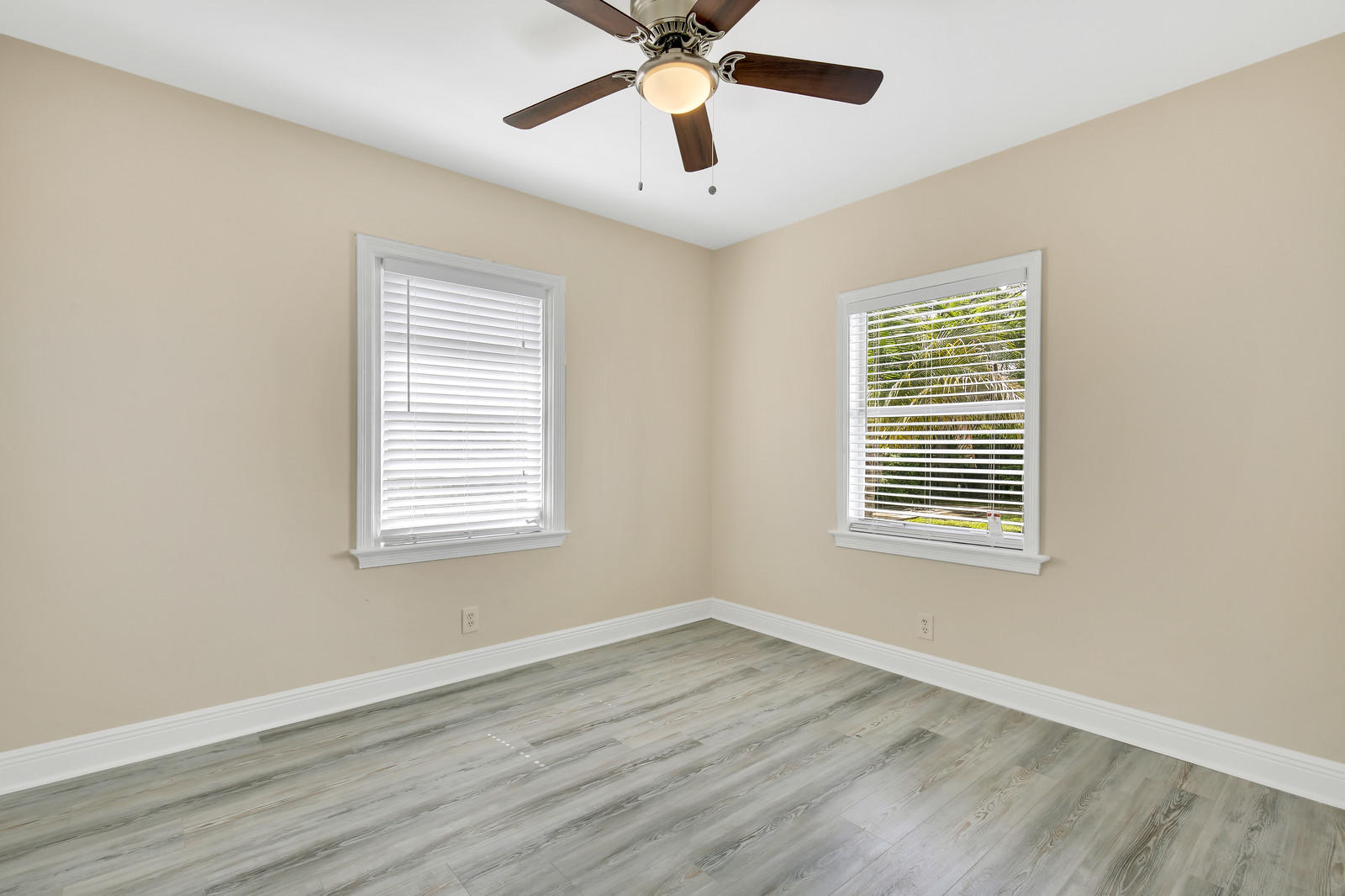 362 Gregory Road West Palm Beach, FL 33405 - Photo 14 of 20 14_Image_14_of_20_mls