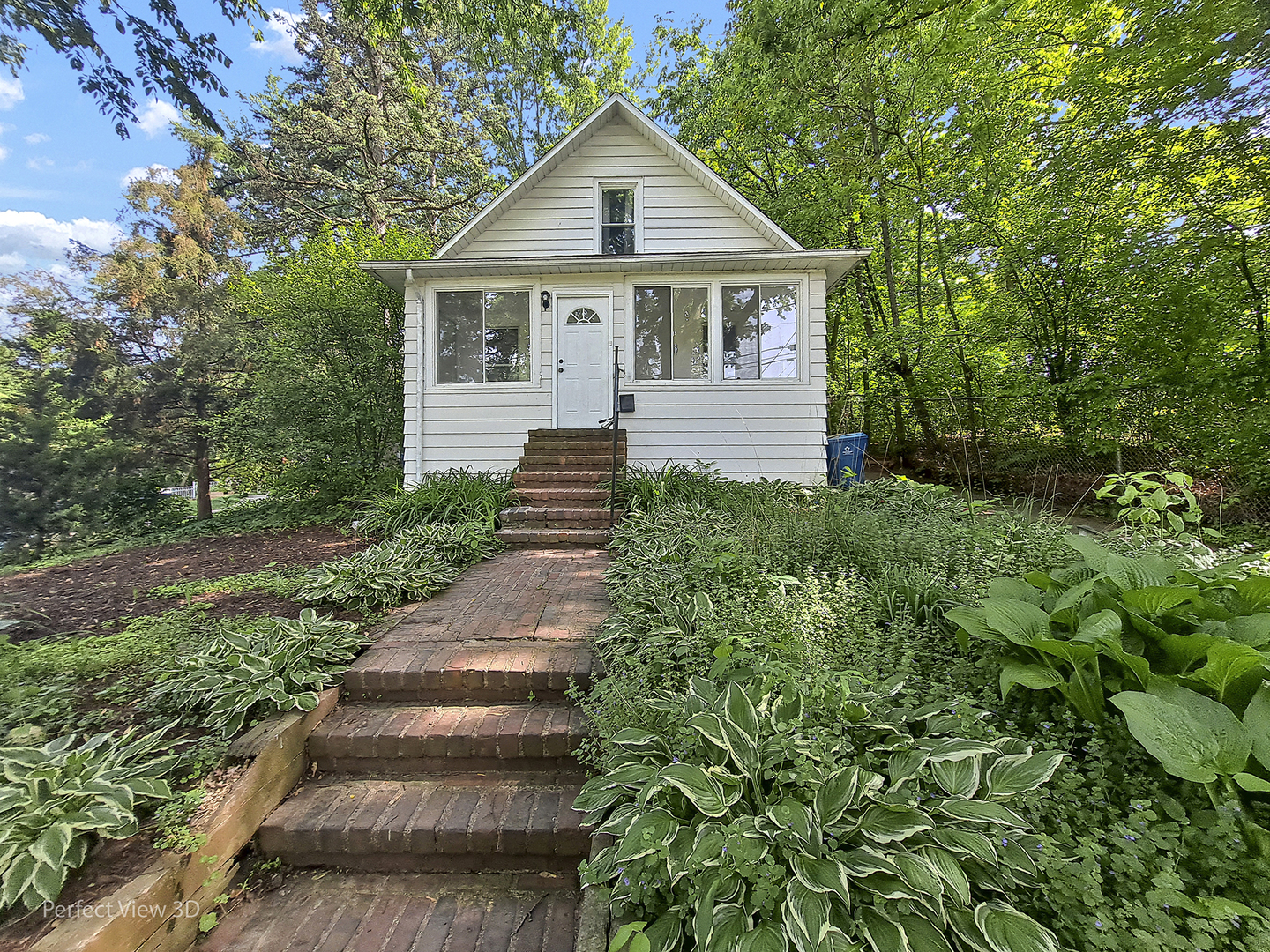 114 Fuller Road Hinsdale, IL 60521 - Photo 2 of 2