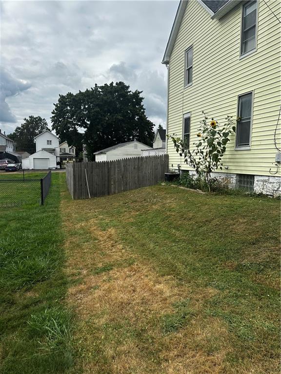 819 Addis Street New Castle, PA 16101 - Photo 4 of 13 Gallery Image 4