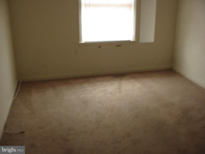 9005 North Laurel Road, Unit H Laurel, MD 20723 - Photo 5 of 6 Bedroom #1
