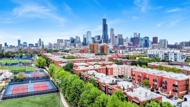 $389,999 | 1525 South Sangamon Street, Unit 301, Chicago, IL 60608