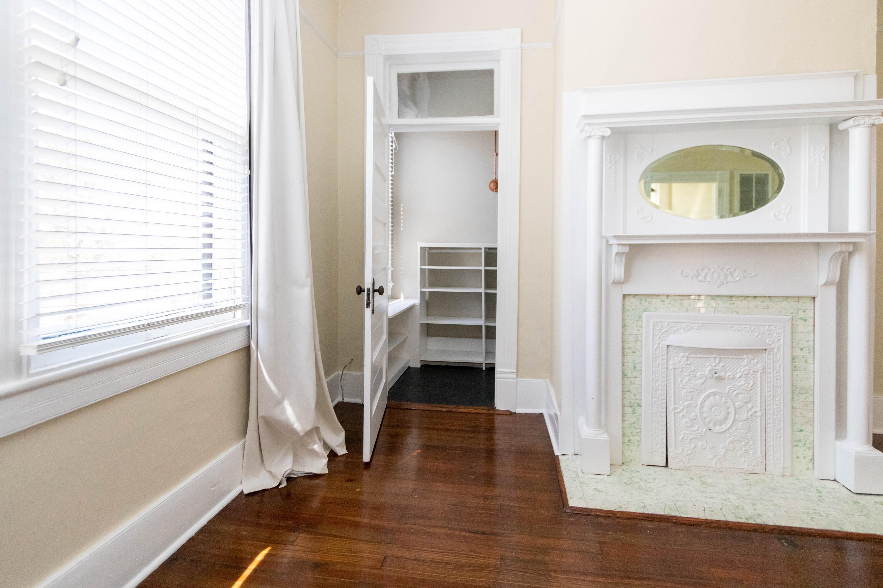 64 Smith Street, Unit A Charleston, SC 29401 - Photo 4 of 15 IMG_3761