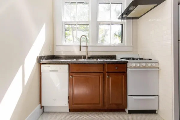 $2,600 | 64 Smith Street, Unit A, Charleston, SC 29401