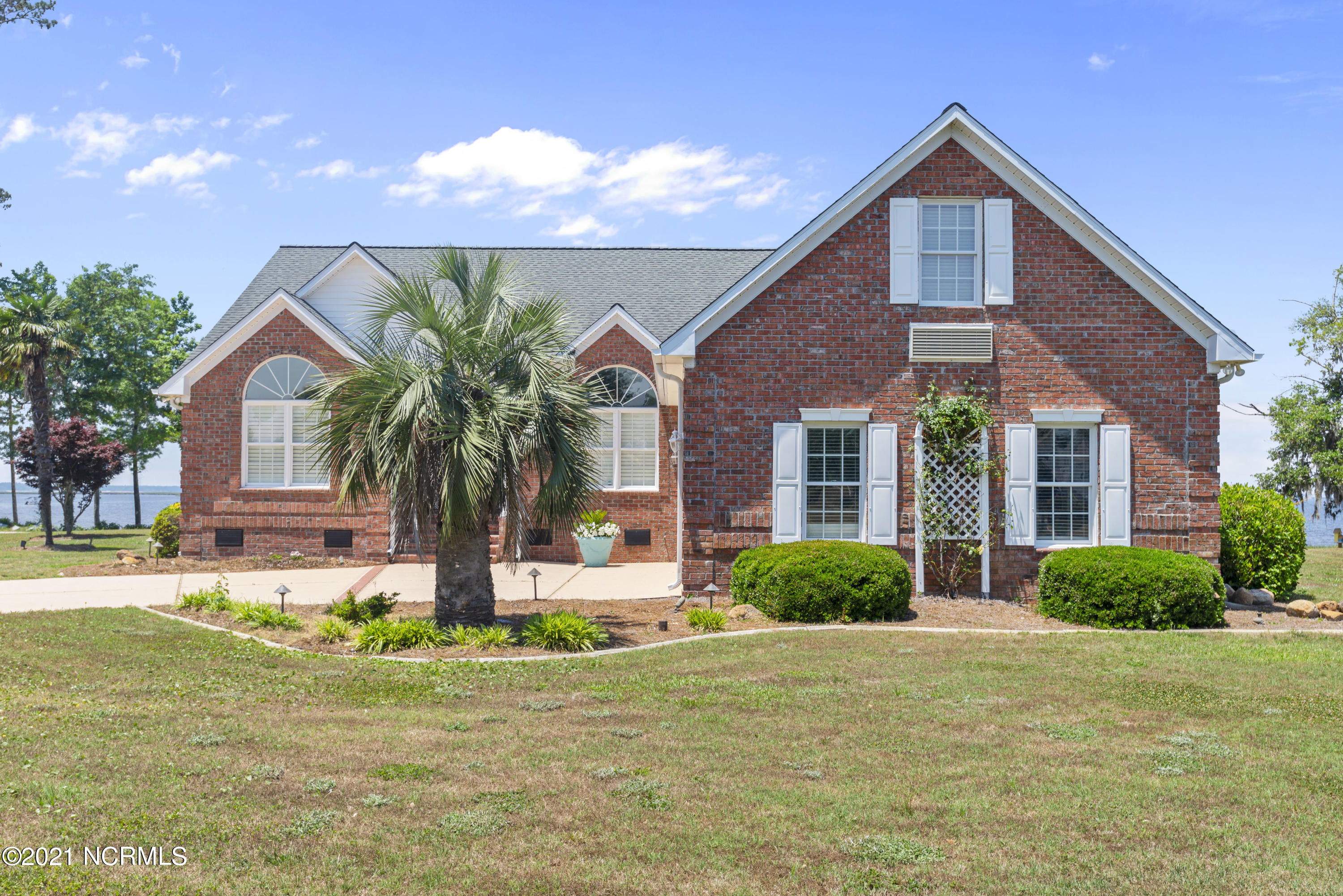 130 Moores Farm Road-2