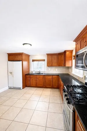 $2,700 | 12 Bigelow Street, Unit 2, Quincy, MA 02169